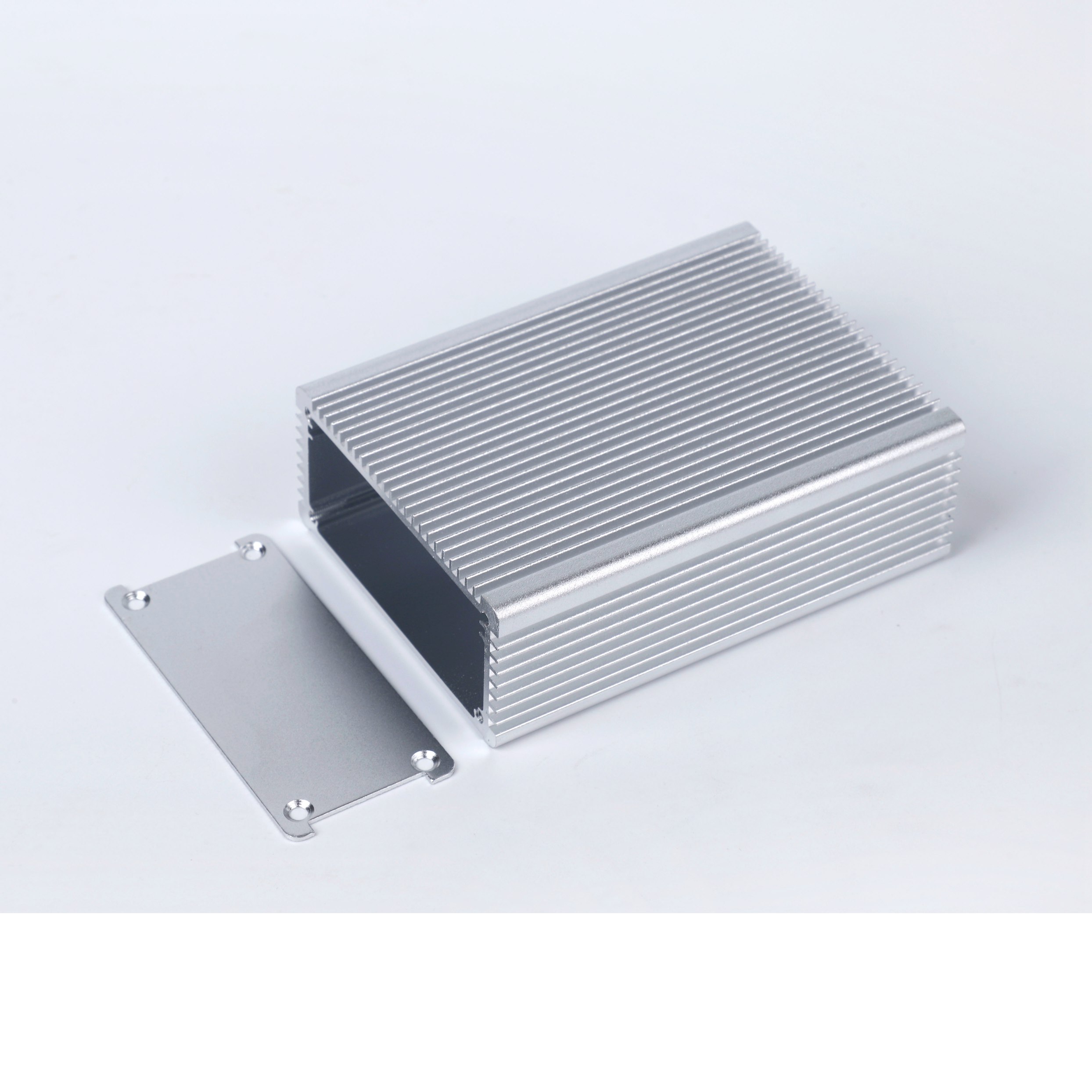 生產加工鋁外殼（ké）,電源控製器鋁外殼